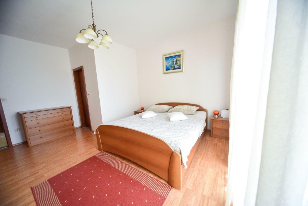 Apartment Marcella 2 Ljubač エクステリア 写真