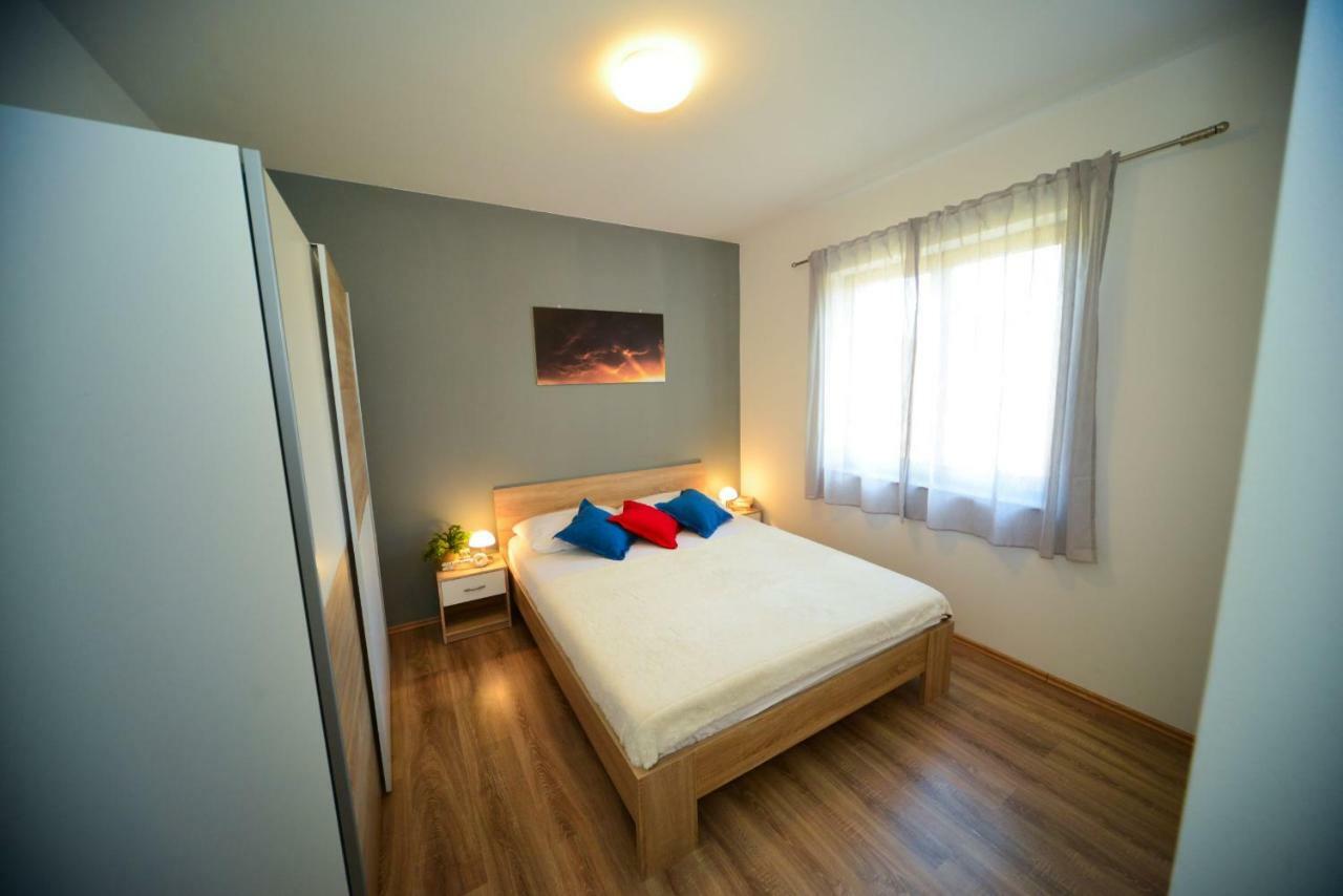 Apartment Marcella 2 Ljubač エクステリア 写真